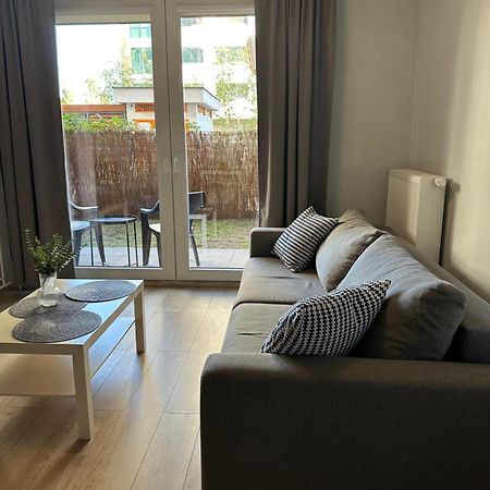 ורשה Cosy Apartment Near To The Chopin'S Airport Cybernetyki 2C מראה חיצוני תמונה