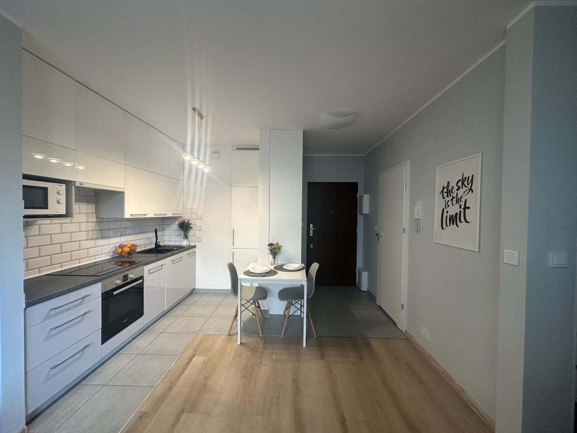 ורשה Cosy Apartment Near To The Chopin'S Airport Cybernetyki 2C מראה חיצוני תמונה