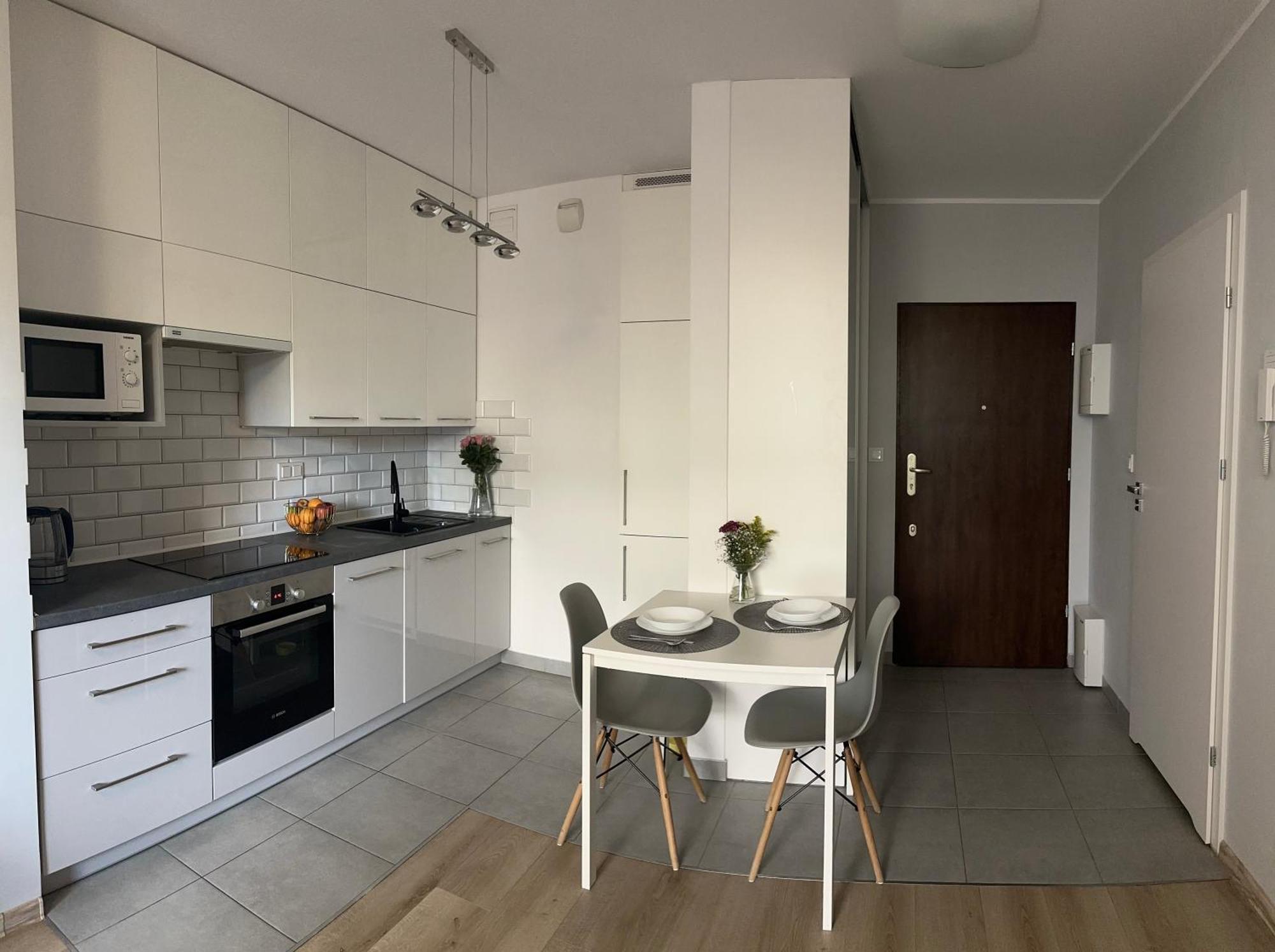 ורשה Cosy Apartment Near To The Chopin'S Airport Cybernetyki 2C מראה חיצוני תמונה