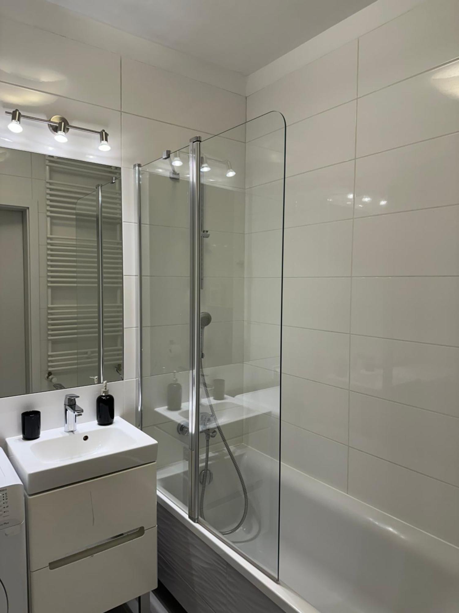 ורשה Cosy Apartment Near To The Chopin'S Airport Cybernetyki 2C מראה חיצוני תמונה