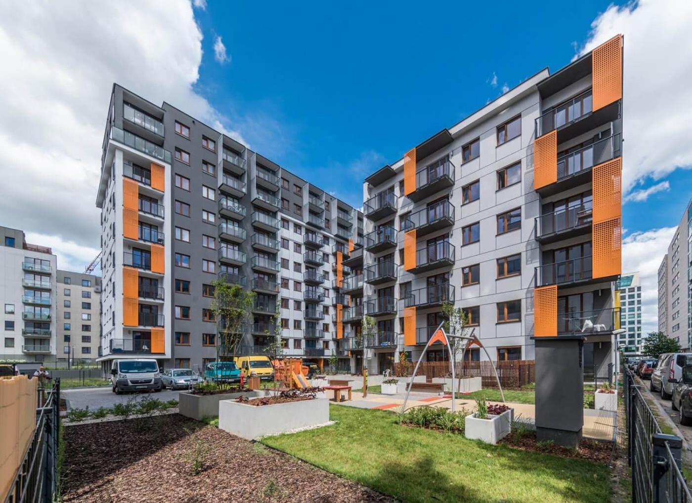 ורשה Cosy Apartment Near To The Chopin'S Airport Cybernetyki 2C מראה חיצוני תמונה