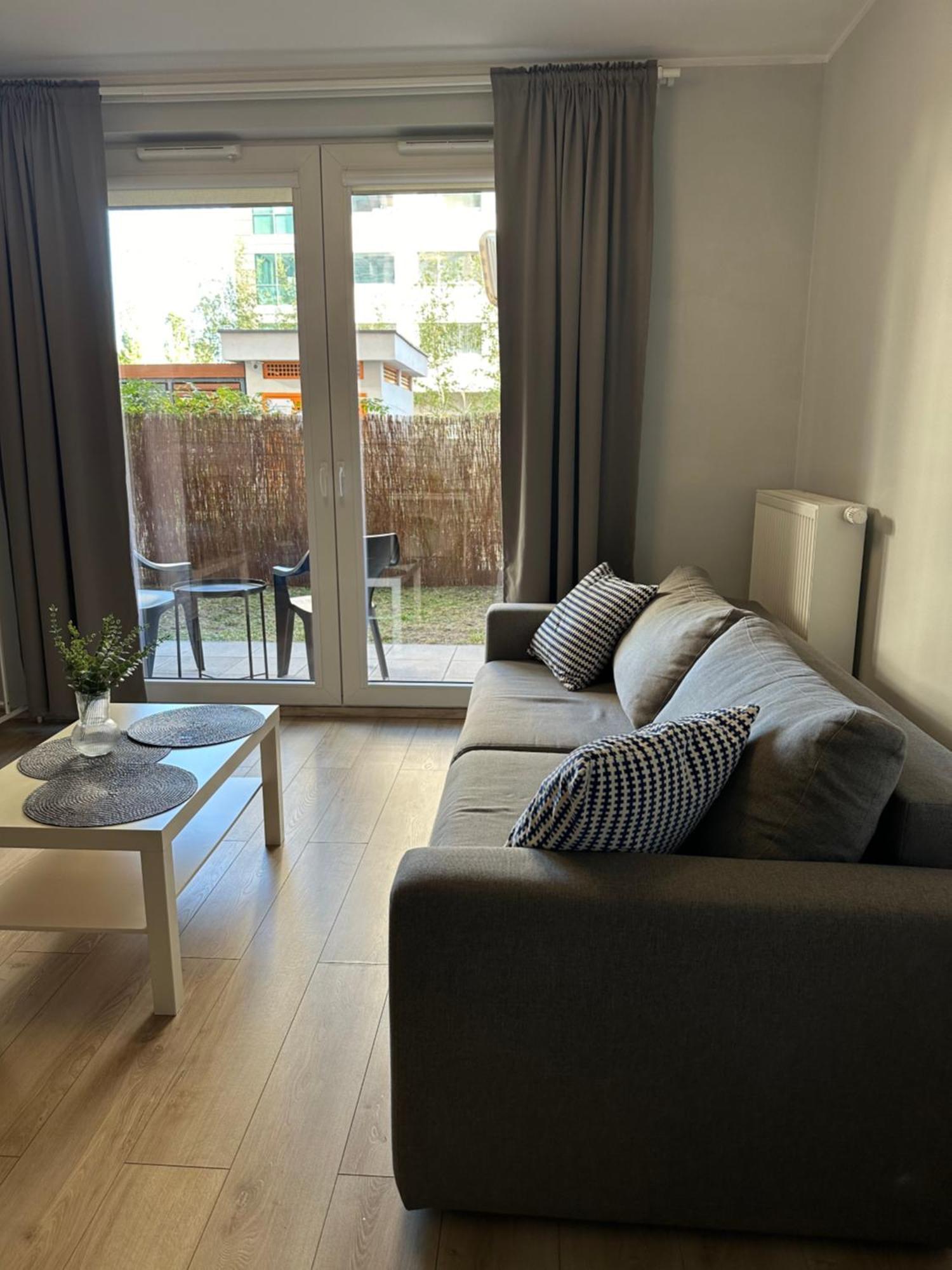 ורשה Cosy Apartment Near To The Chopin'S Airport Cybernetyki 2C מראה חיצוני תמונה